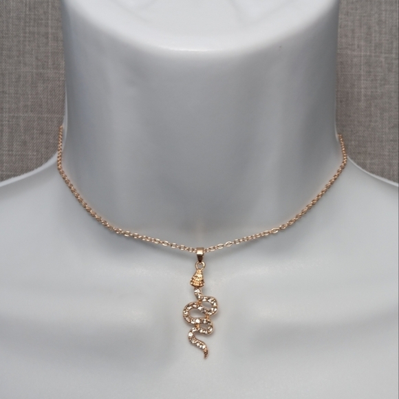 12" Snake "Diamond" Chain Gold Tone Choker Y2K Style - Picture 1 of 6